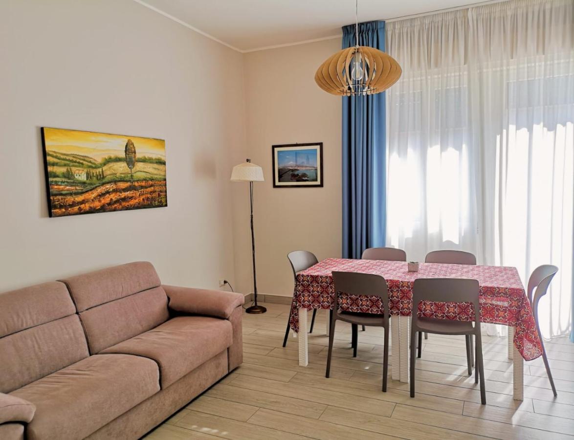 Il Balcone Di Galatea Daire Acireale Dış mekan fotoğraf