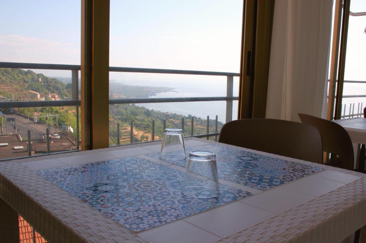 Il Balcone Di Galatea Daire Acireale Dış mekan fotoğraf